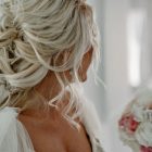Wedding Hairstyles for Blonde Hair: From Classic to Modern